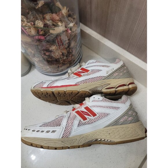 New Balance 1906R Men\'s Sneakers Red/cream/White, Size 11.5 main image 6